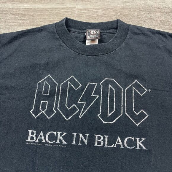 Vintage Shirt Mens Medium Large Black AC/DC Back on Black Music 2005 Rock Band - Picture 2 of 10